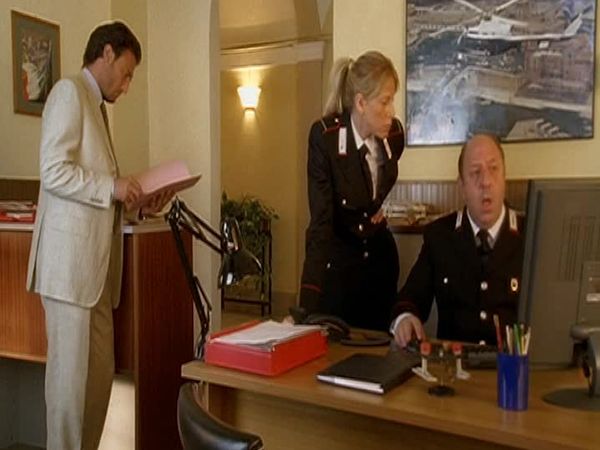 Carabinieri - Un'epidemia amororsa