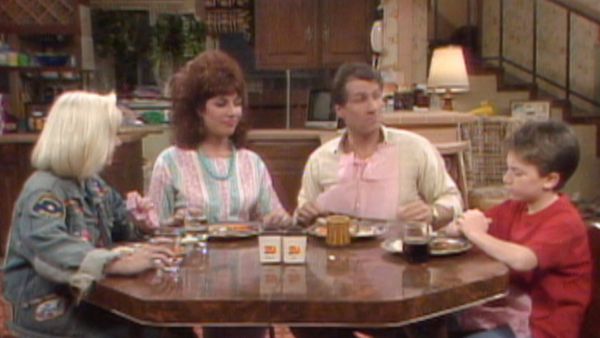 Married... With Children - But I Didn't Shoot the Deputy