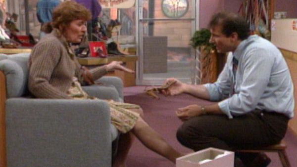 Married... With Children - The Poker Game