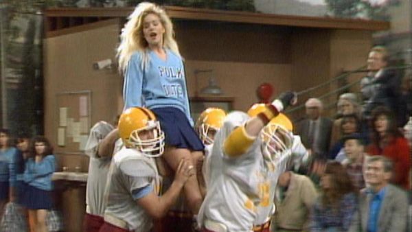 Married... With Children - Poke High (aka The Red Grange Story)