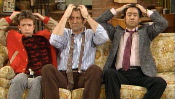 Married... With Children - The Bald and the Beautiful