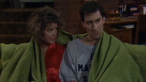 Married... With Children - The House That Peg Lost
