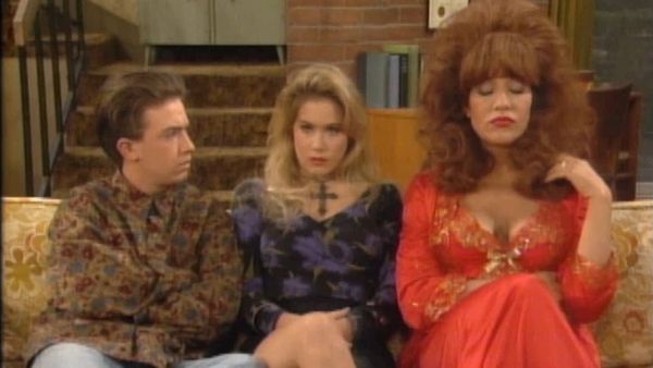 Married... With Children - Married…with Aliens