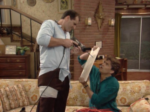 Married... With Children - High I.Q.