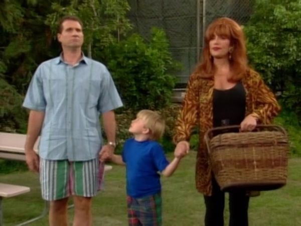 Married... With Children - Every Bundy Has a Birthday