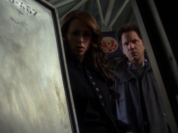Ghost Whisperer - Implosion