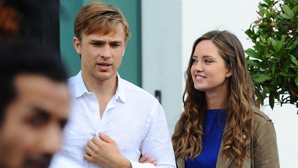 The Royals - Los cabrestillos y flechas de una fortuna extravagante