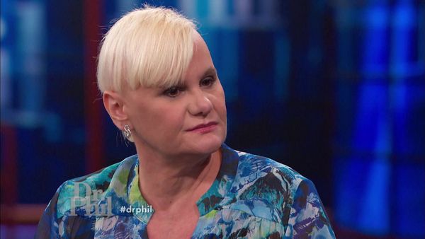 Dr. Phil - Why Is My Mom Faking Cancer?