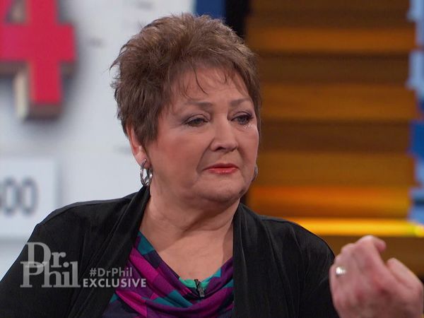 Dr. Phil - Wife Of Top Restaurant Exec: Scammed By Famous Football Star