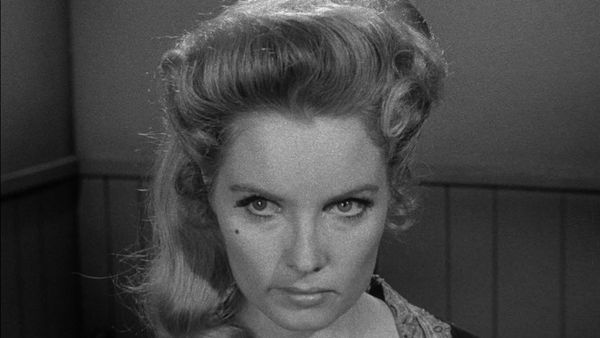 Gunsmoke - The Lady Killer