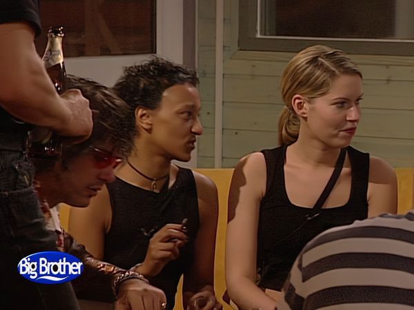 Big Brother - Party endet in wilder Knutscherei | Tag 24 Staffel 1