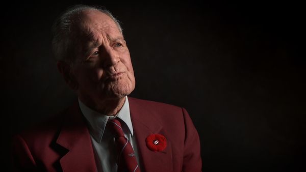 War Story - Across the Rhine: Paras in Germany