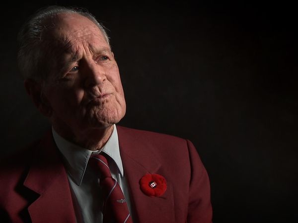 War Story - Across the Rhine: Paras in Germany