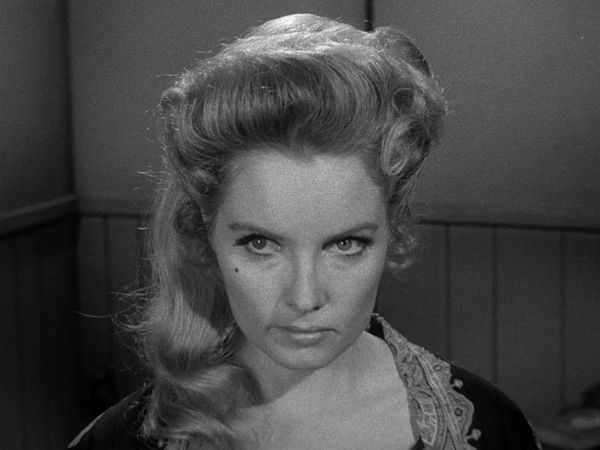 Gunsmoke - The Lady Killer