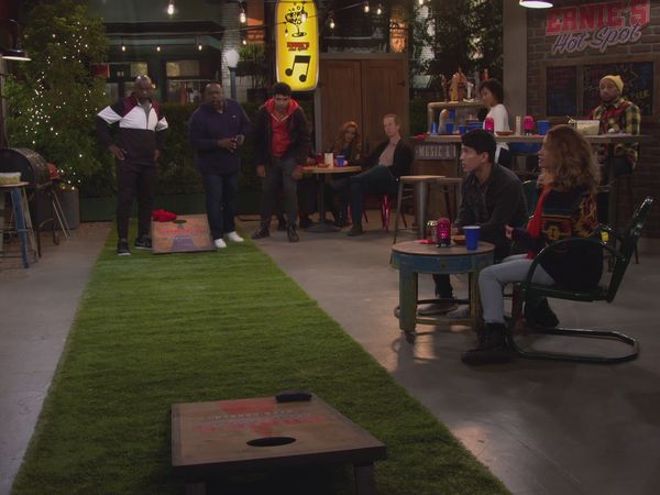 The Neighborhood - Welcome to the Cornhole