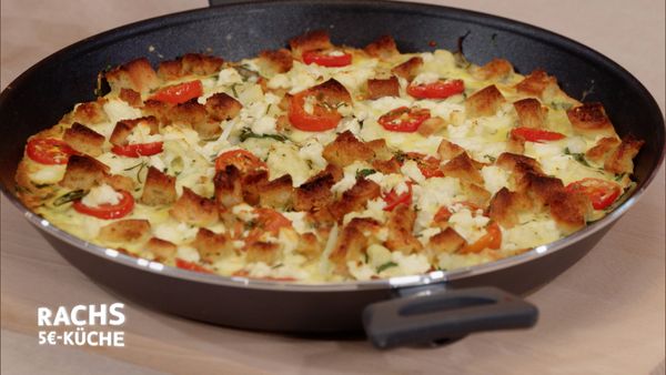 Rachs 5€-Küche - Blumenkohl-Mangold-Frittata mit Schafskäse