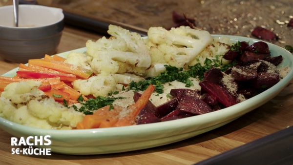 Rachs 5€-Küche - Gebackene Wurzeln mit Hummus