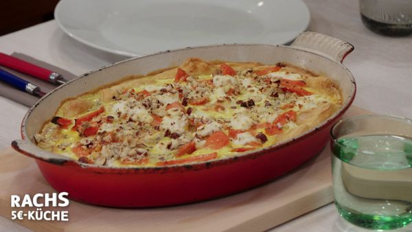 Rachs 5€-Küche - Karottentarte mit Grünkohlsalat