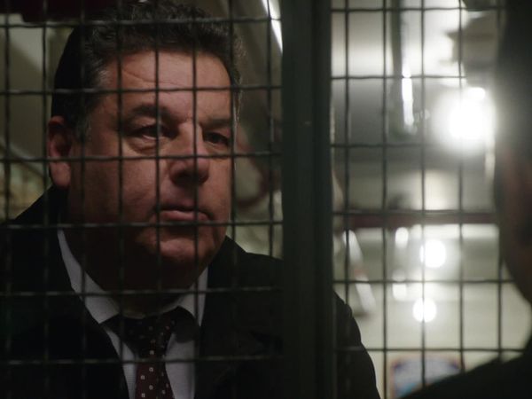 Blue Bloods (en español) - Amor perdido