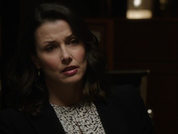 Blue Bloods (en español) - Interferencia extranjera