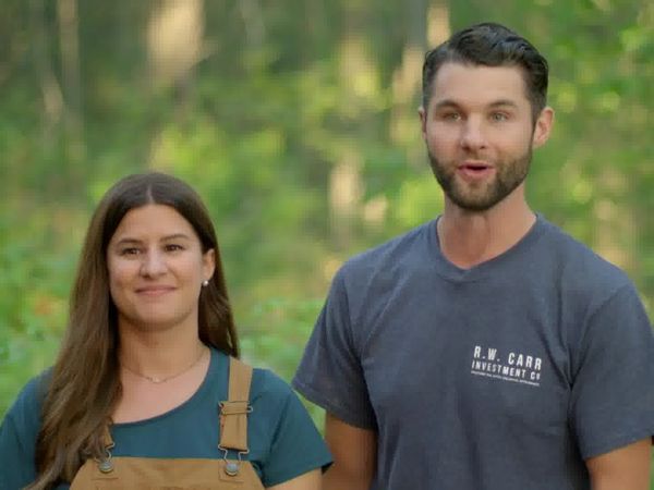 Hoarder House Flippers - Bought Sight Unseen