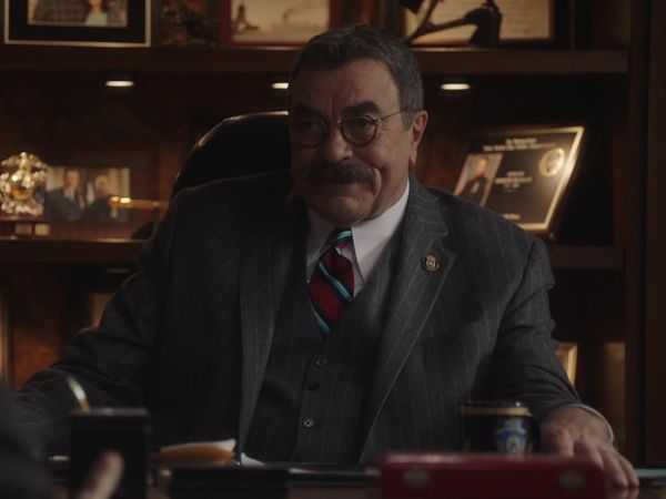 Blue Bloods (en español) - More Than Meets the Eye