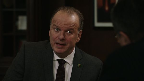 Blue Bloods (en español) - Apagón
