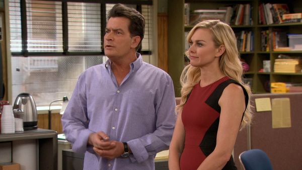 Anger Management - Charlie, Lacey y el peligroso plomero