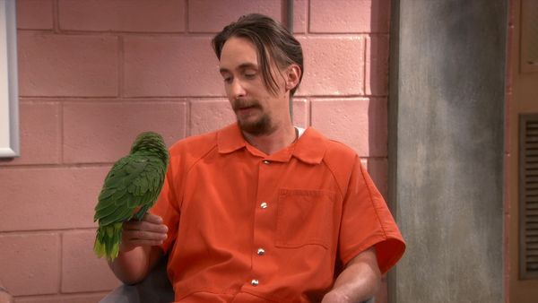 Anger Management - Charlie lo hace en pro de la ciencia