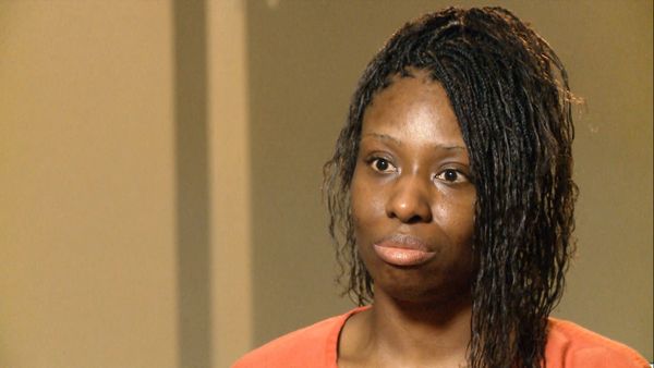 Mogli Assassine - Crystal Mangum