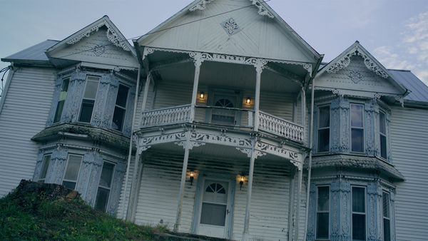 Haunted Discoveries - The Lost Grave