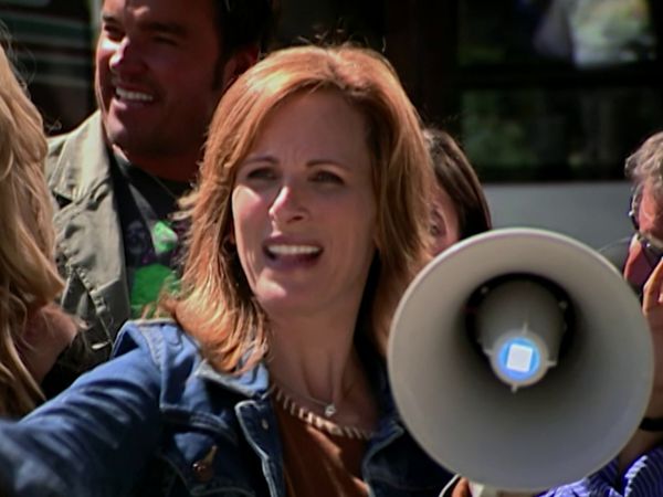 Extreme Makeover Home Edition USA - Famiglia Llanes