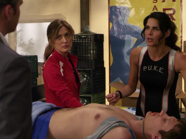 Rizzoli & Isles - Born to Run