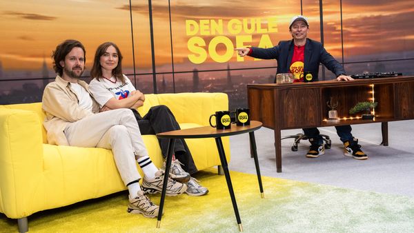 Den gule sofa med Allan Sindberg - Neel Rønholt & Jens Sætter-Lassen