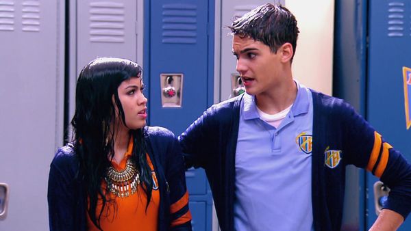 Every Witch Way - Descubrimiento