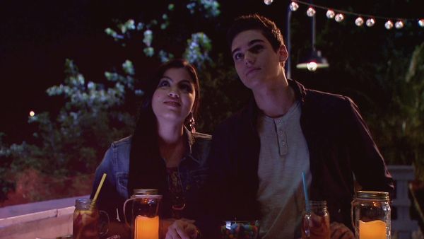 Every Witch Way - A Lua Loca