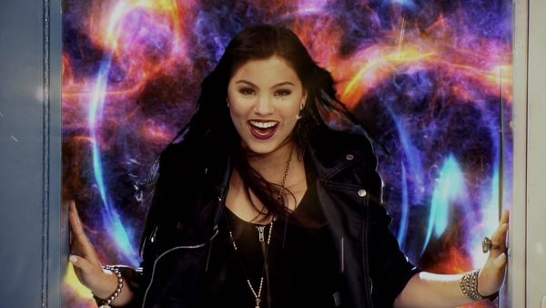 Every Witch Way - Emma Contra Emma
