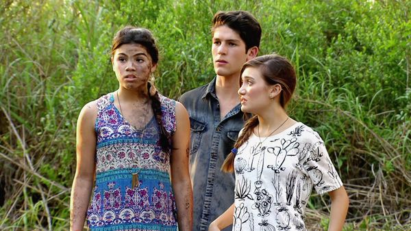 Every Witch Way - Atrapados en la Tormenta
