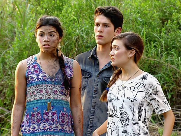 Every Witch Way - Atrapados en la Tormenta