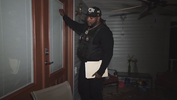 Bounty Tank - He Ran in The House