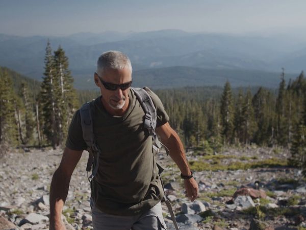 Into The Unknown - La Legende Du Mont Shasta