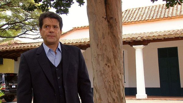 Amor Secreto - Episódio 19