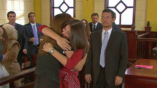 Acorrentada - A liberdade chega
