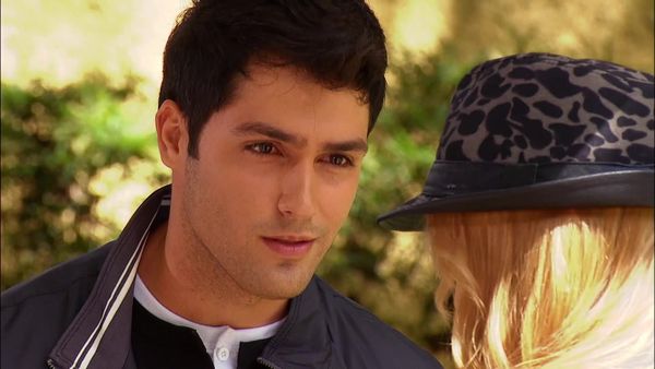 Amor Secreto - Episódio 63