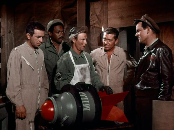 Hogan's Heroes - Hogan Gives A Birthday Party