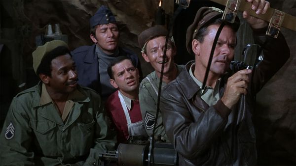 Hogan's Heroes - A Klink, A Bomb And A Short Fuse