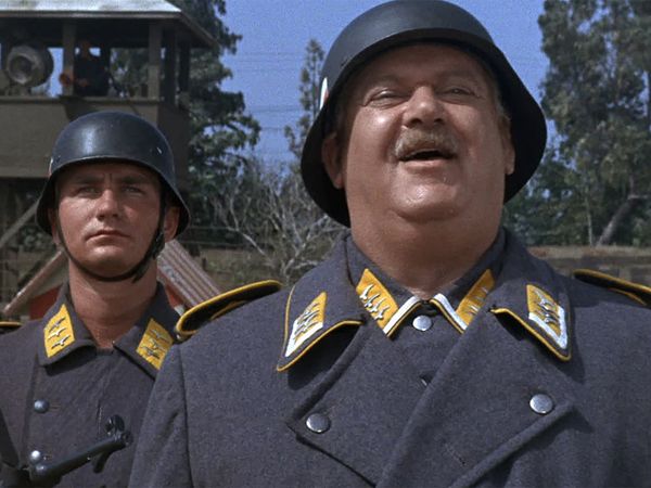 Hogan's Heroes - Commandant Of The Year
