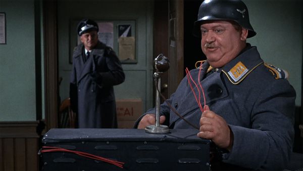 Hogan's Heroes - It Takes A Thief Sometimes