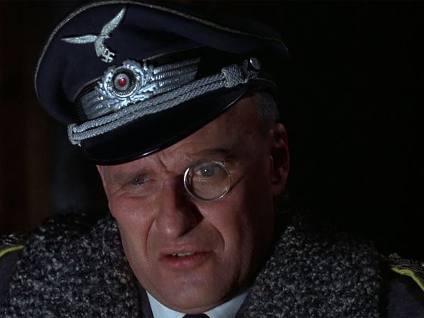 Hogan's Heroes - Cupid Comes To Stalag 13