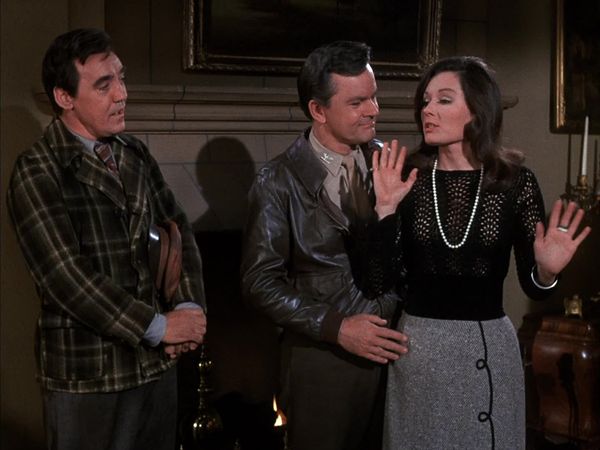 Hogan's Heroes - My Favorite Prisoner
